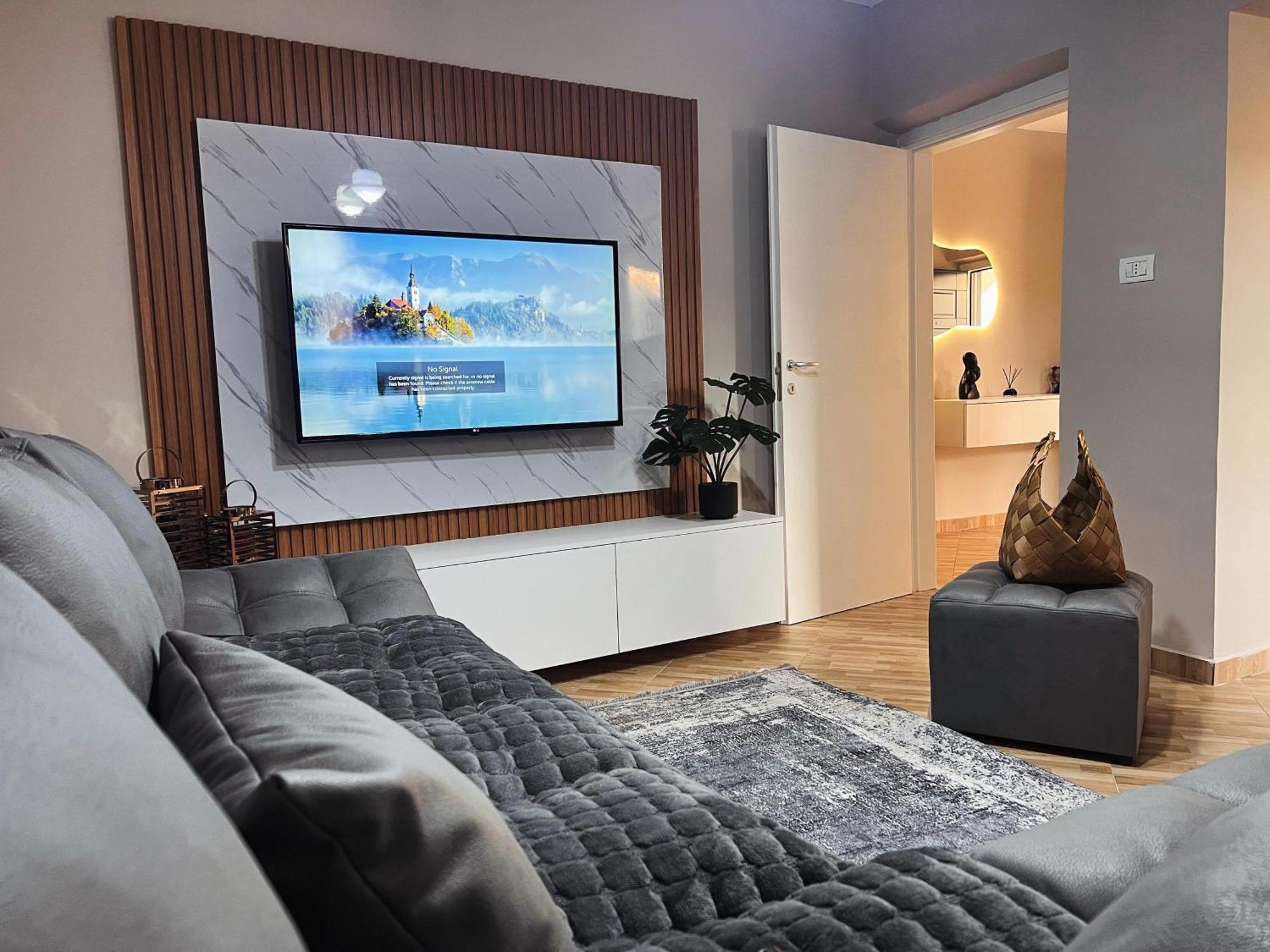 New Modern Tirana Apartment Ngoại thất bức ảnh